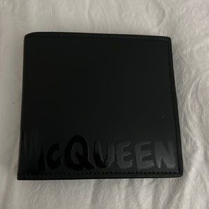 Alexander McQueen wallet black